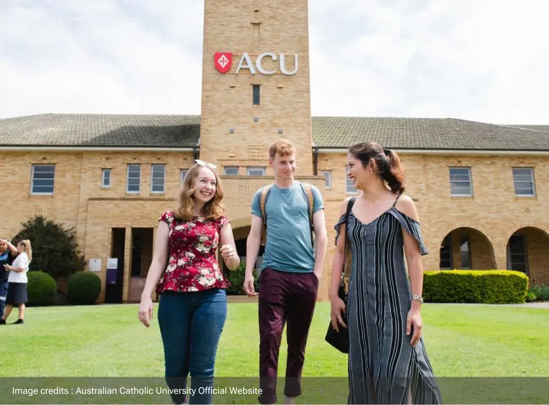 Australian Catholic University, walk out at Campus