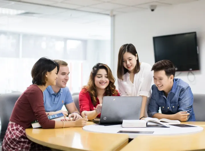 RMIT University, students discussing